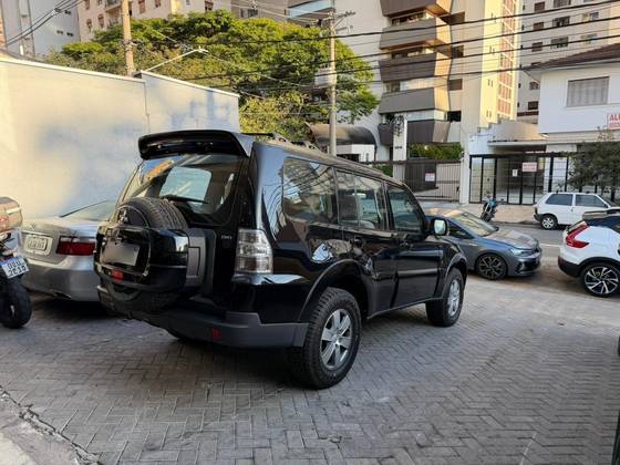 MITSUBISHI PAJERO FULL 3.2 GLS 4X4 16V TURBO INTERCOOLER DIESEL 4P AUTOMÁTICO